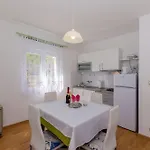 Appartement Jakov *