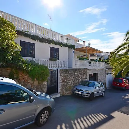 Jakov Lejlighed Jelsa (Hvar)