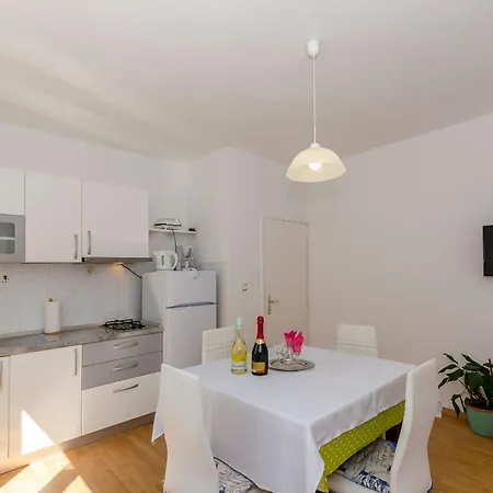 Appartement Jakov Jelsa (Hvar)