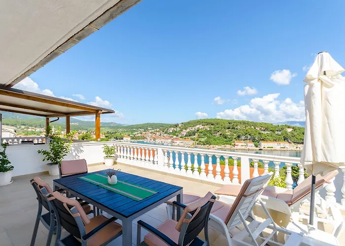 Jakov Apartamento *